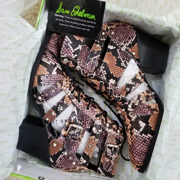 Sam Edelman Elana Cutout Studded Bootie - Picture 7 of 7